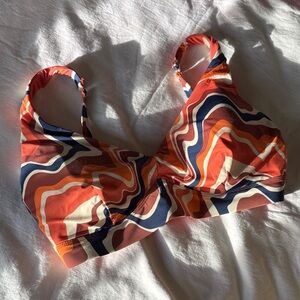 Knix Heatwave deep v neck Bikini Top m+